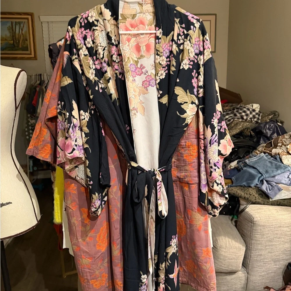 Spell & The Gypsy Blue Skies Luxe Reversible Kimono - OS - preloved - Picture 3 of 3